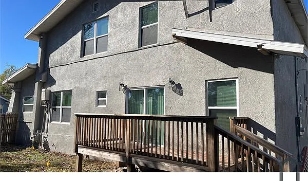 5 bed, 3432 sqft, $3,818 — Photo 2