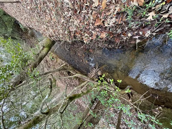 1467 Konahetah Dr, Hiawassee, GA 30546