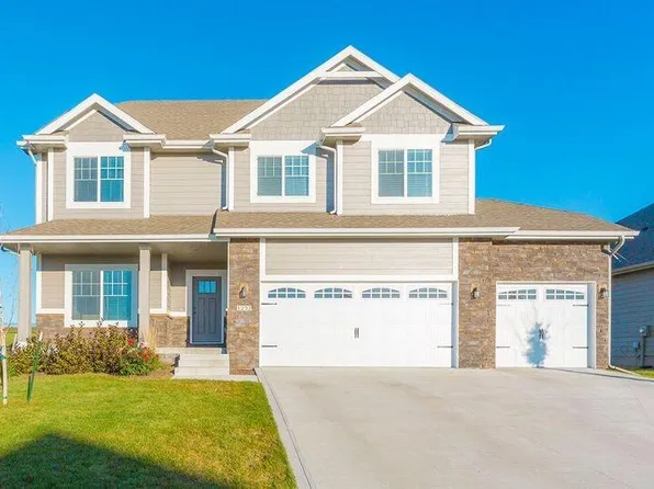 1232 S Harper Ct, West Des Moines, IA 50266