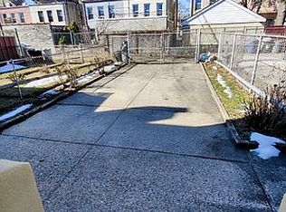 22-16 26th St #2, Astoria, NY 11105