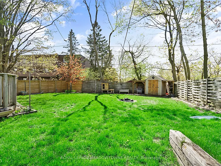 176 Longfield Rd #UPPER — Photo 23