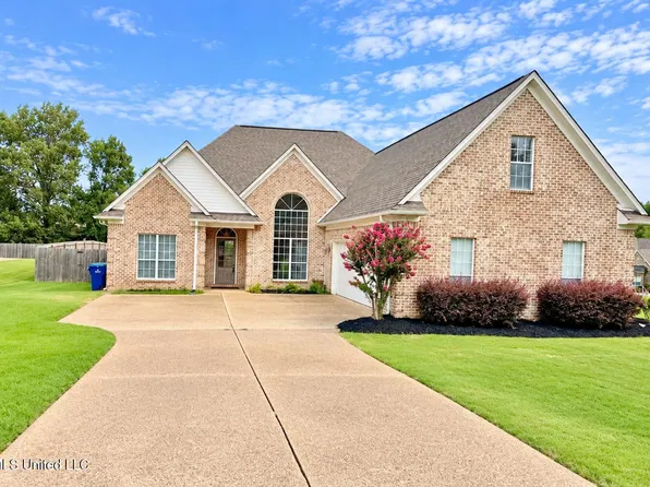 1868 Trapper Dr, Hernando, MS 38632