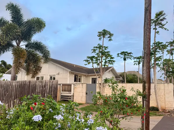 21 Meha Pl Unit 1, Paia, HI 96779