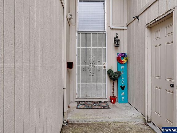 2nd image of 3788 Auburn Rd NE