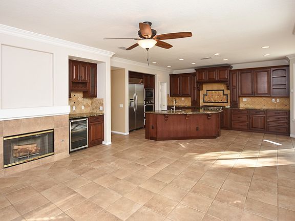 4th image of 4985 Eucalyptus Ln