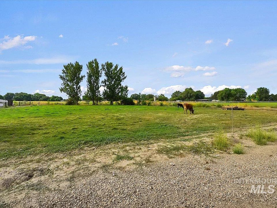 1st image of Lasher Ln