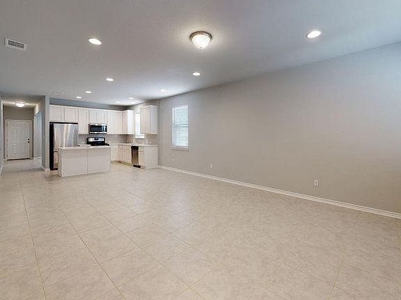 5th image of 1907 Pecan Island Dr
