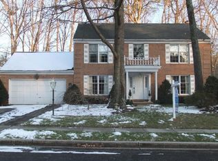 329 Lazywood Ct, Millersville, MD 21108