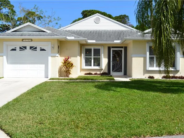 5794 Travelers Way, Fort Pierce, FL 34982