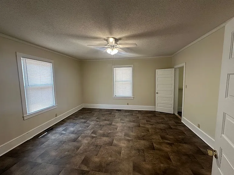 306 Chinquapin Rd — Photo 8