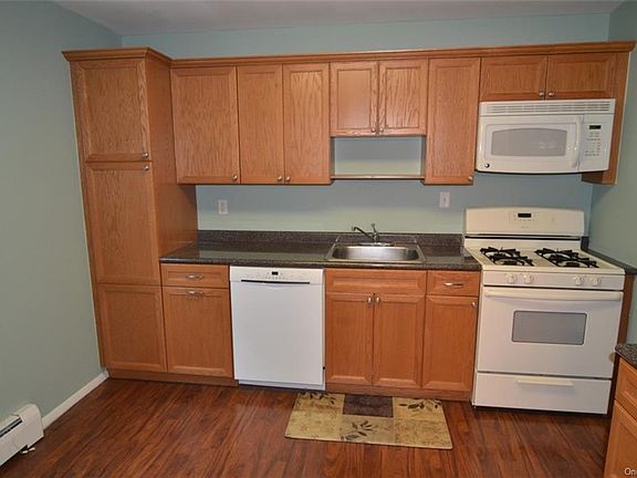 2nd image of 116 Parkside Dr #116