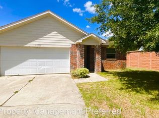 20702 Stewart Crest Ln, Cypress, TX 77433