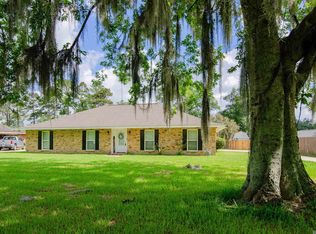 45076 Riverside Estates Dr, Saint Amant, LA 70774