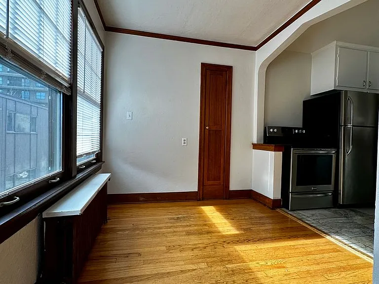 Silver Apartments — Photo 20