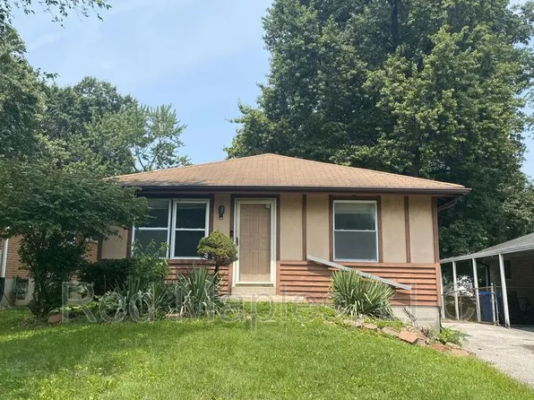 12031 Larimore Rd, Saint Louis, MO 63138