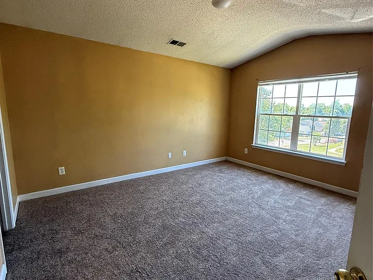 3327 Buckvalley Dr — Photo 7