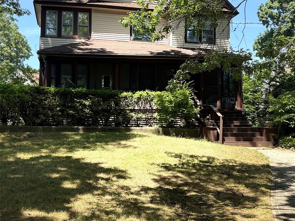 1st image of 254 Hempstead Avenue