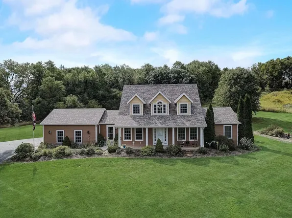 W5285 Hefty Road, Monticello, WI 53570