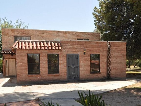 2nd image of 6758 E Calle La Paz Unit A