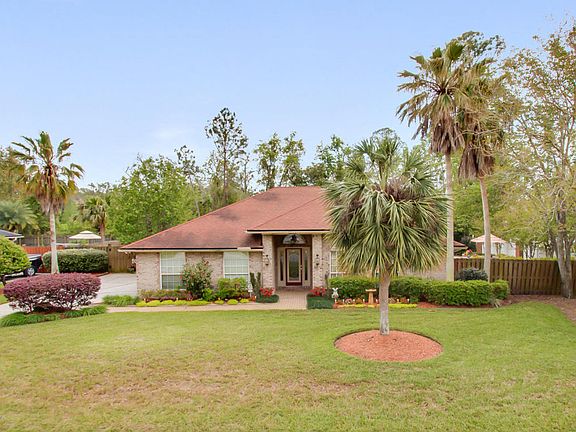 2nd image of 4304 Hollygate Dr