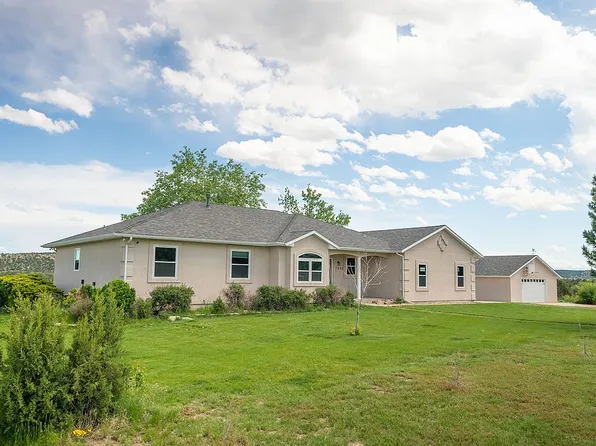 7686 South Ln, Pueblo, CO 81004