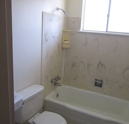 4th image of 1807 Mariyana Ave APT A