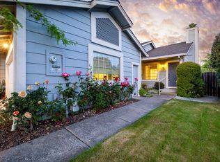 1722 Capella Ct, Petaluma, CA