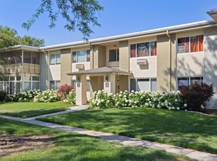 725 S Clinton Street #2B, Denver, CO 80247