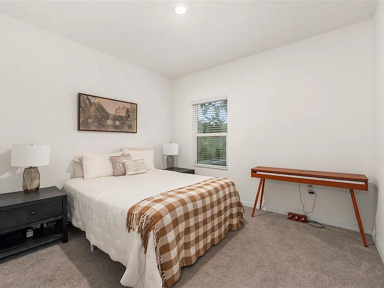 1443 NW 140th Way — Photo 10