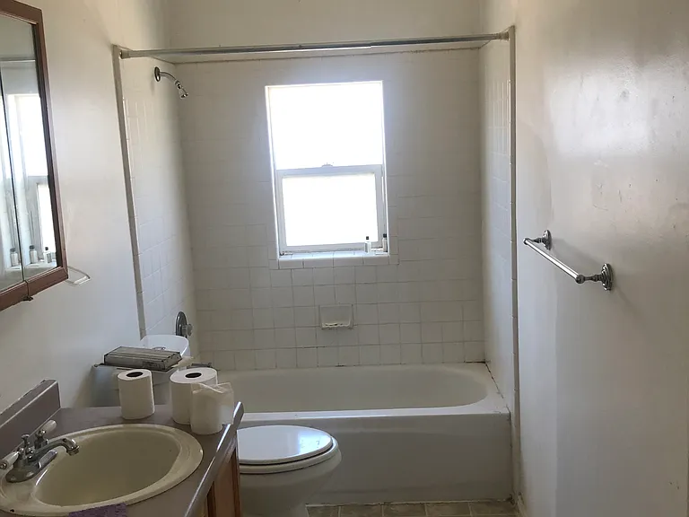 3707 McCall St #B — Photo 3