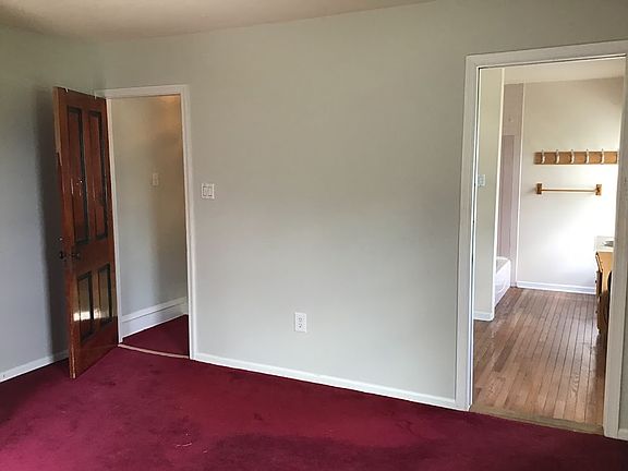 2nd image of 52 North St