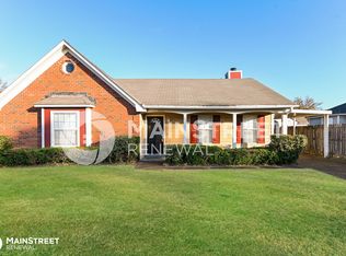 6468 Oak Hurst Dr, Memphis, TN 38141