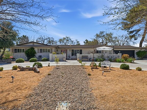 2nd image of 3109 Conners Dr