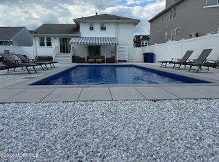 34 Niblick St, Point Pleasant Beach, NJ