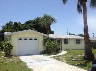 2900 Siesta Dr, Venice, FL 34293
