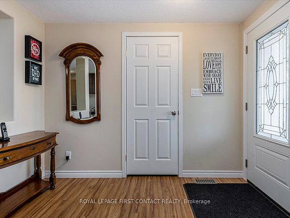 3rd image of 50 Linden Ln