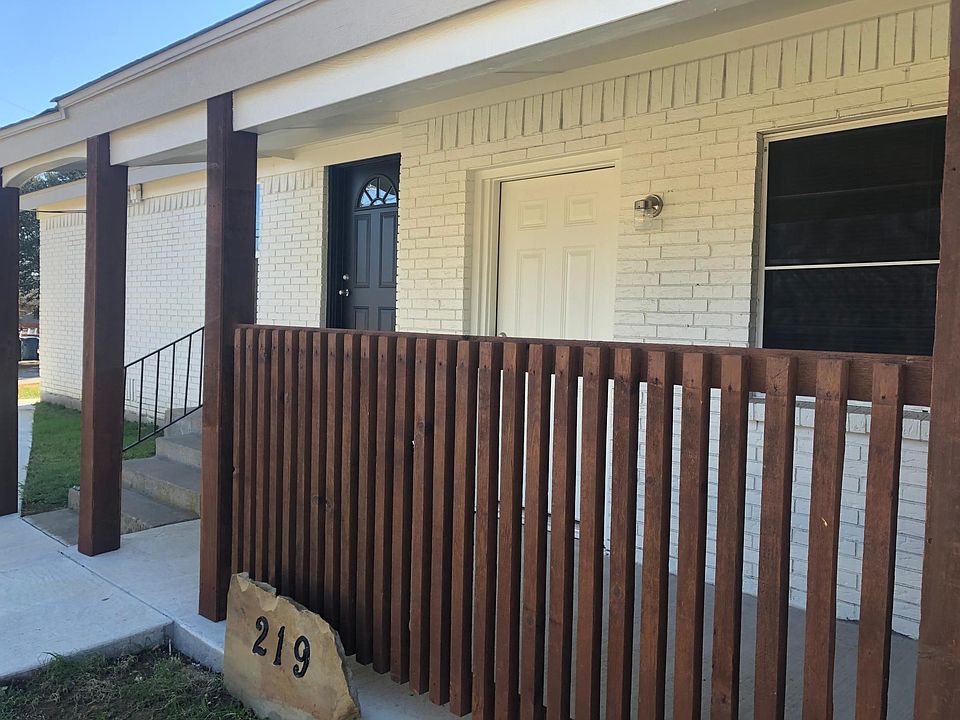 1st image of 317 E 3rd St #219