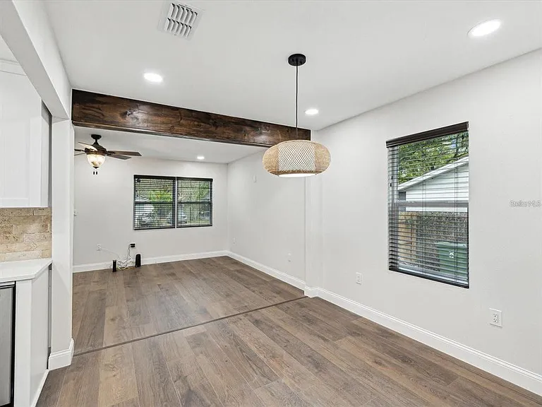 1008 E Norfolk St — Photo 13