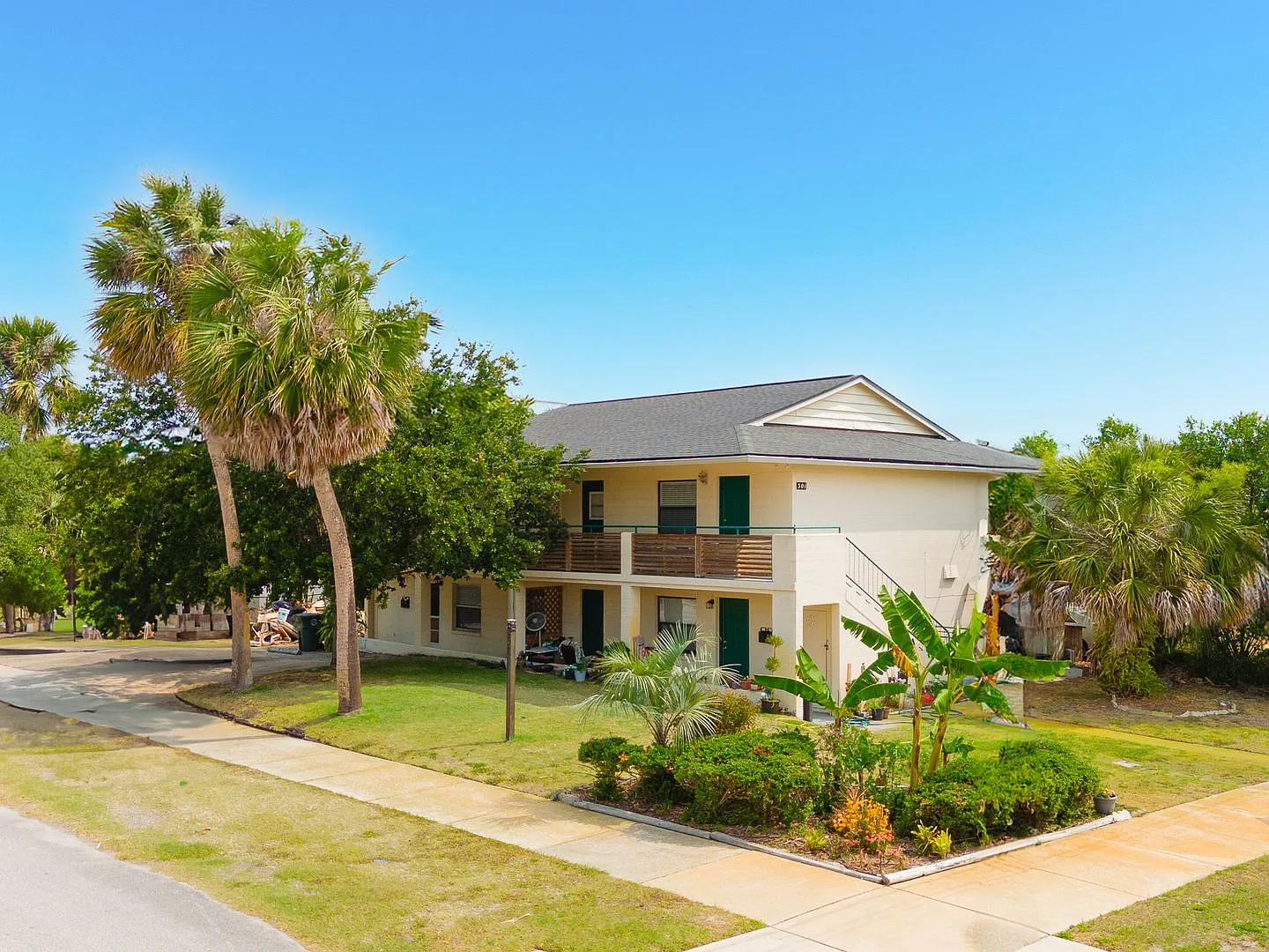 Coastal Living in the Heart of Daytona Beach — Photo 2