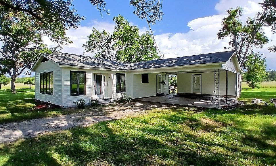 1st image of 317 Crawford Rd