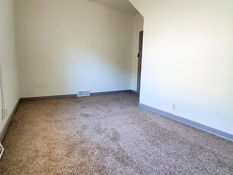 4129 Towle Ave — Photo 11