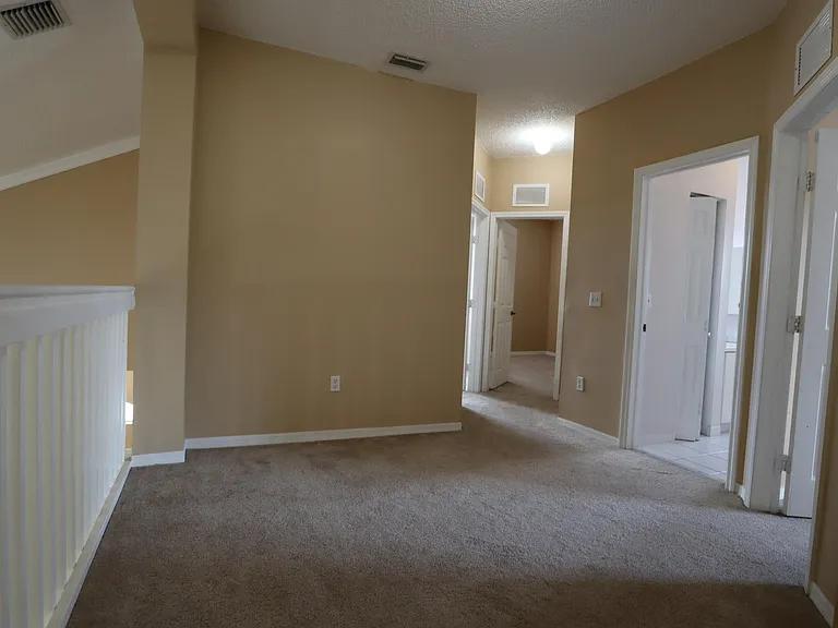 2202 SE 17th Ave — Photo 17