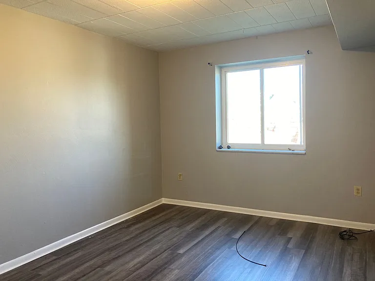 128 Stamm Avenue — Photo 10