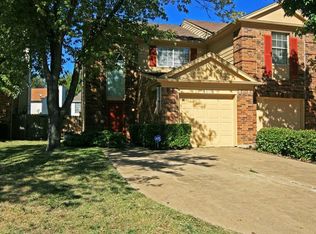 1505 Beach Ln, Arlington, TX 76014