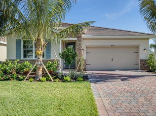 8020 Venetian Pointe Dr, Fort Myers, FL 33908