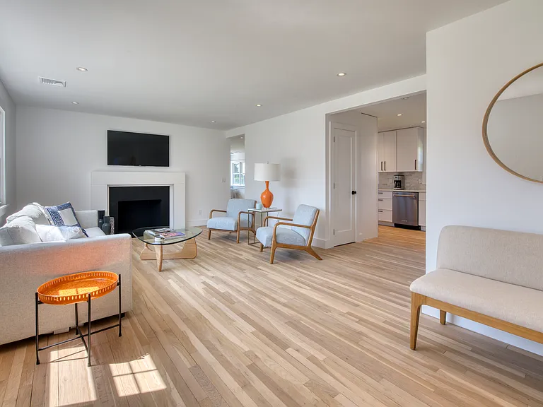 35 Ridge Dr — Photo 5