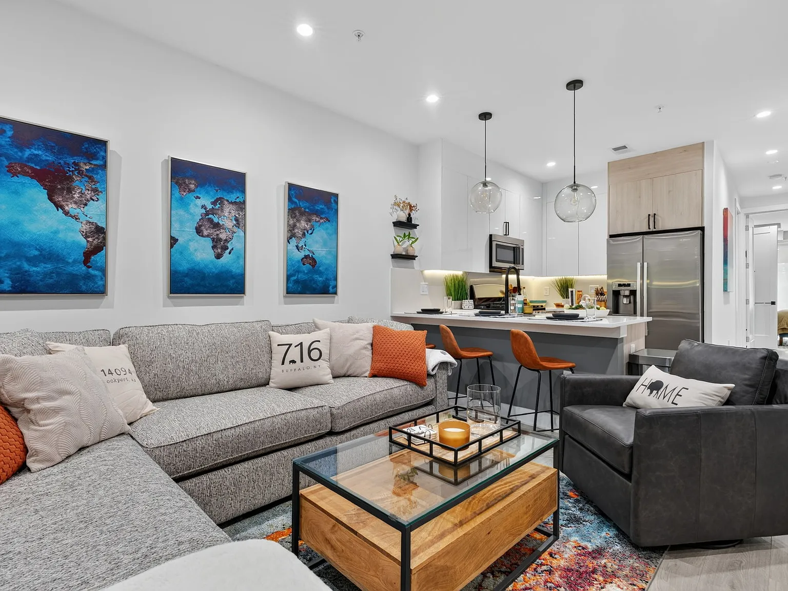 2 bed, 719 sqft, $3,000 — Photo 3