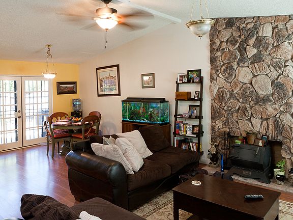 5th image of 2618 Summerfield Dr