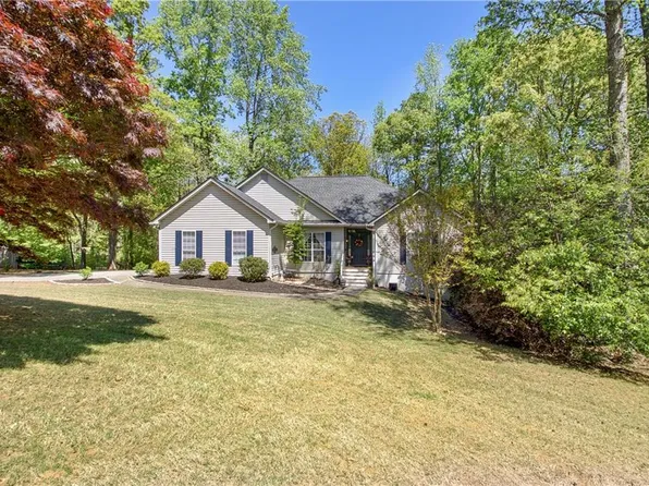 78 Tremont St, Sharpsburg, GA 30277