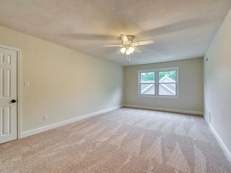 432 E Grayrock Dr — Photo 41